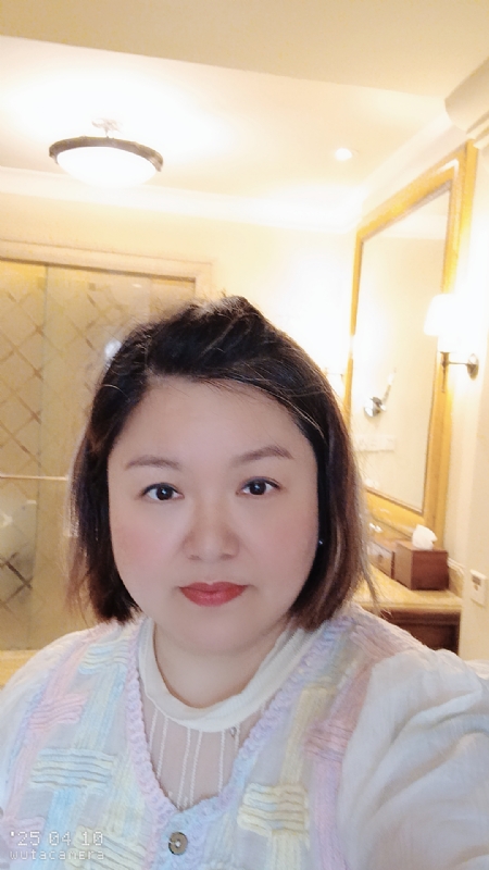 衎静玲瓏的第一张照片--九龙王婆说媒