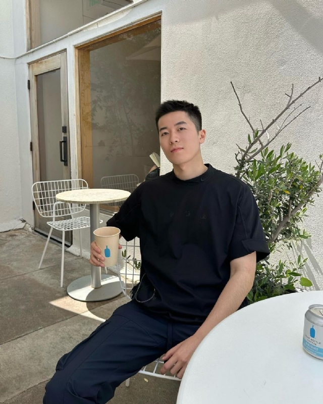 VV的第二张照片--九龙王婆说媒